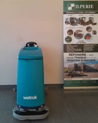 Wetrok reconditionnée platine électronique neuve batterie récente garantie 3 mois Occasions