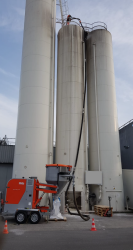 DG40 | Aspirateur industriel sur remorque – Trémie 950 L – Diesel 55,4 kW / Électrique 45 kW Centrales d'aspiration