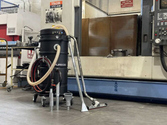 M70 OIL : aspirateur industriel pour huile et copeaux, séparation et récupération, cuve Aspirateurs huile et copeaux