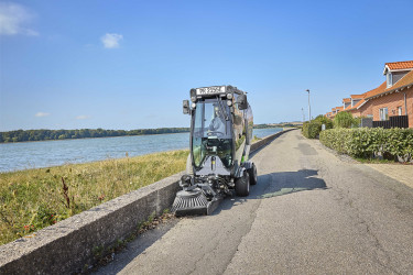 PORTE-OUTILS PARK RANGER 2155E 100% électrique Balayeuses de voirie